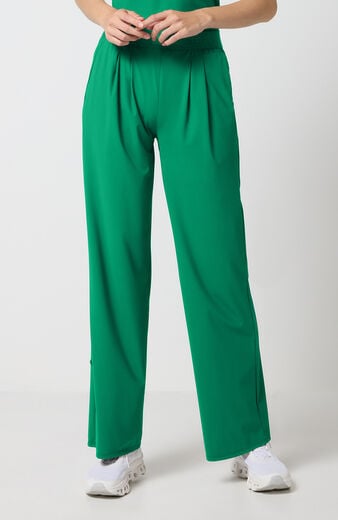 Women's High Rise 3-Pocket Wide Leg Scrub Pant Women's High Rise 3-Pocket Wide Leg Scrub Pant