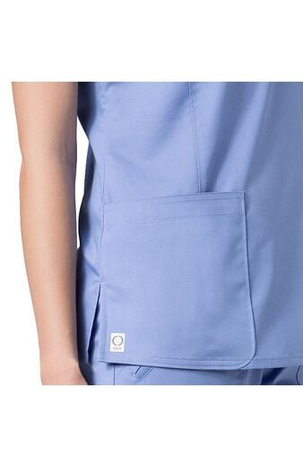 Clearance Women's COOLMAX V-Neck Solid Scrub Top