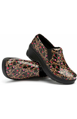clogs for male nurses