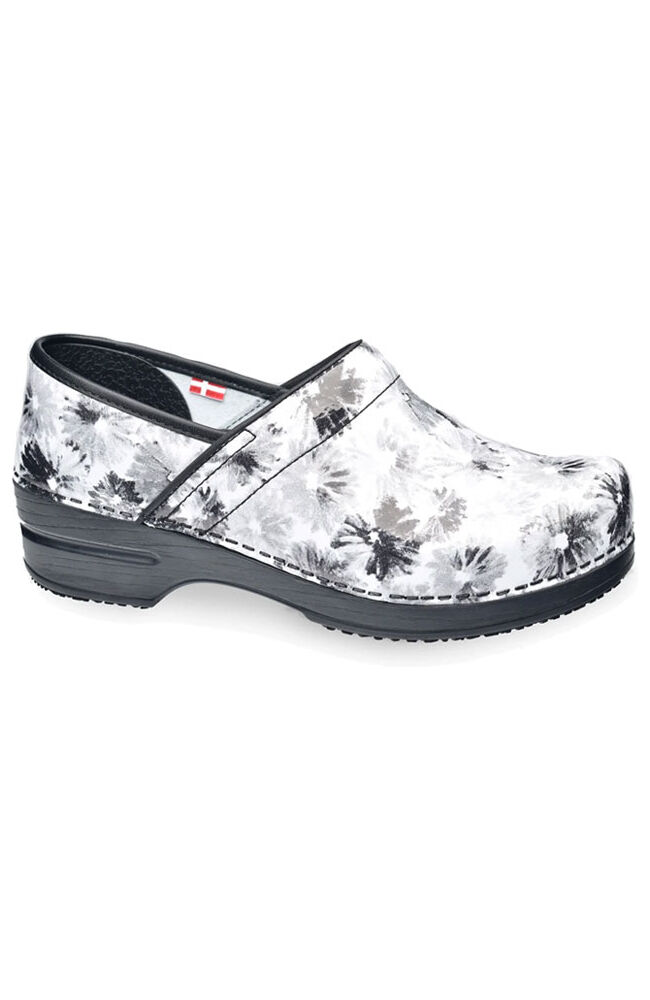 Sanita smart step clearance
