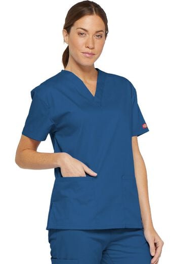 Women's Core 3-Pocket V-Neck Scrub Top Women's Core 3-Pocket V-Neck Scrub Top