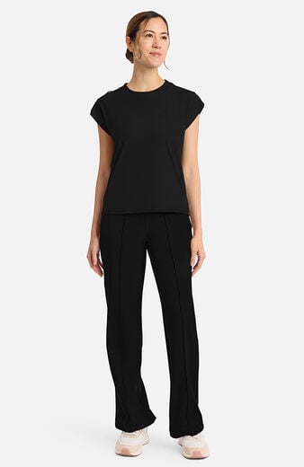 Women's Tuck-In Chest Pocket Crew Neck Scrub Top Women's Tuck-In Chest Pocket Crew Neck Scrub Top