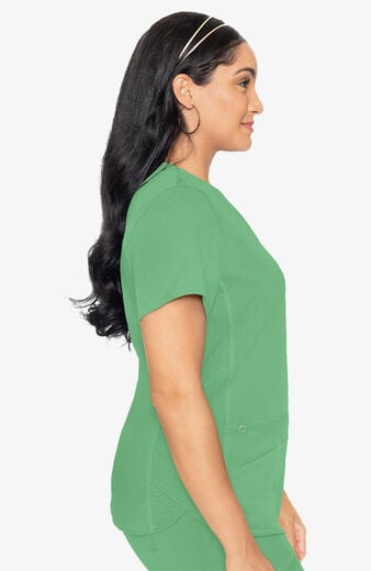 Women's Kerri V-Neck Shirttail Solid Scrub Top Women's Kerri V-Neck Shirttail Solid Scrub Top