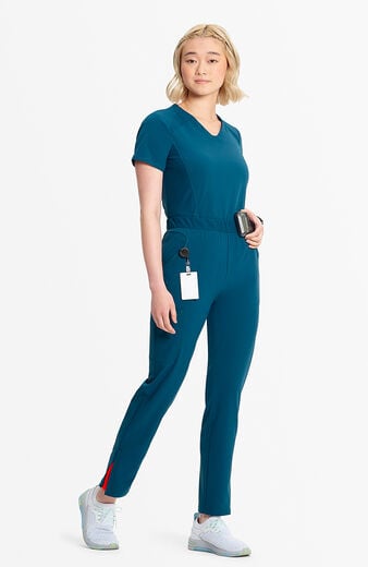 Infinity GNR8 Women's V-Neck Top/Mid-Rise Tapered Leg Pant Infinity GNR8 Women's V-Neck Top/Mid-Rise Tapered Leg Pant