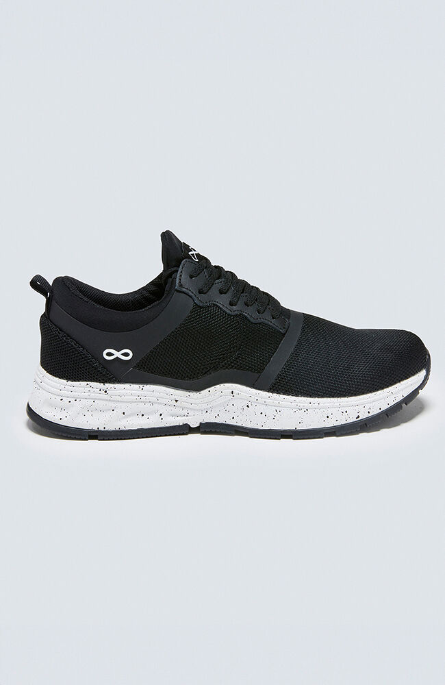 Infinity Footwear Women s Fly Athletic Shoe AllHeart