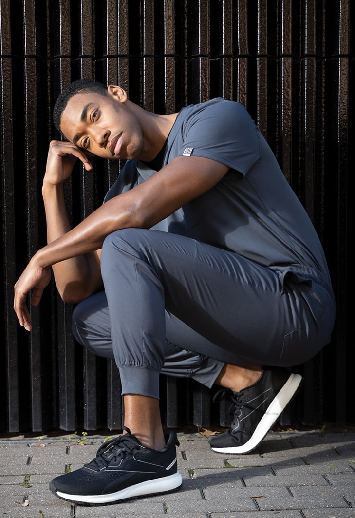 shop rothwear by med couture men's cadence solid scrub top & bowen jogger scrub pant set